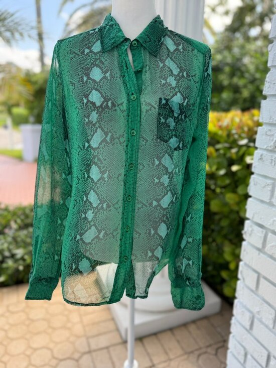 Equipment Tops - Equipment Femme Silk Snake Print Blouse Size Medium